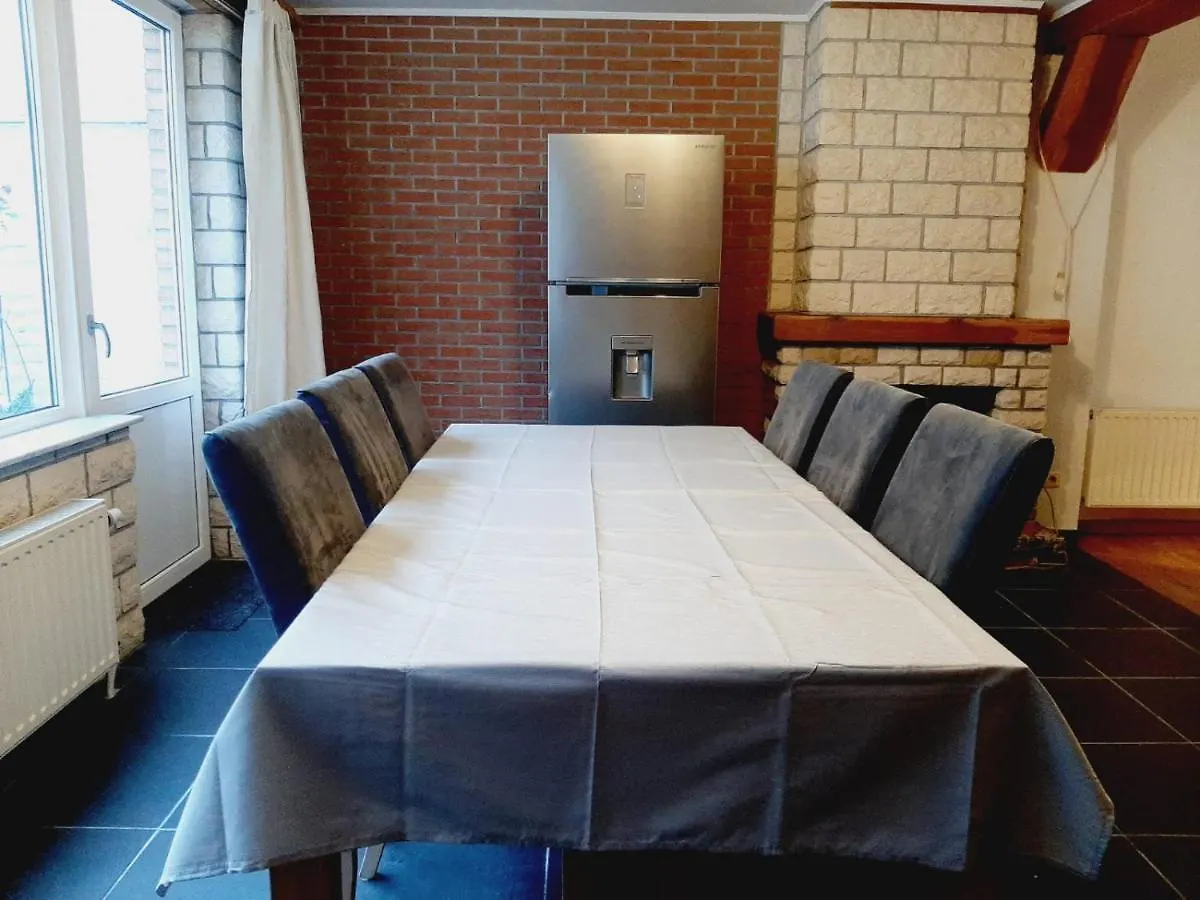 Evere Home - Private Room Bruxelles Gæstehus